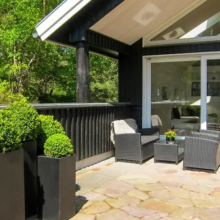 Holiday home Lovely In With Wifi