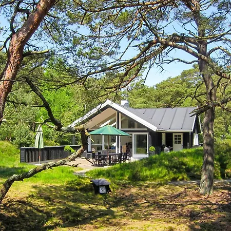 Lovely In With Wifi Holiday home *